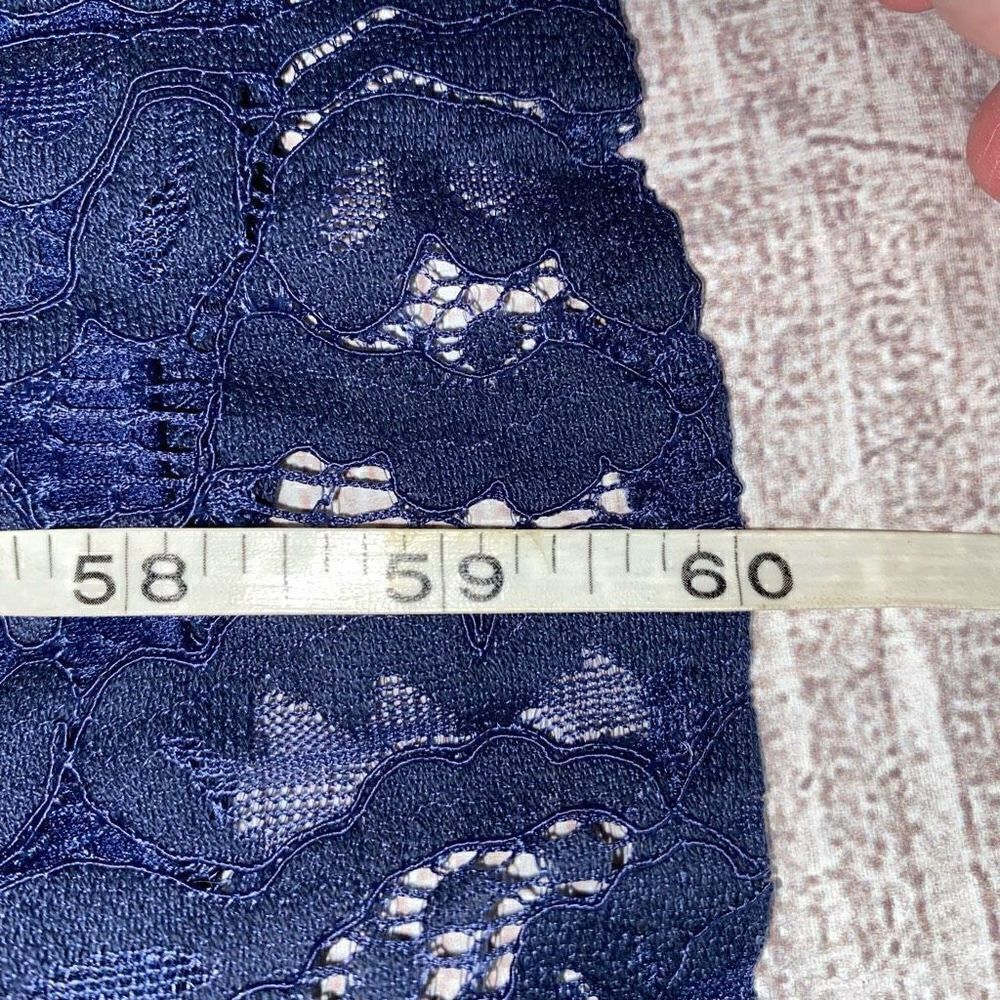 Lulus trumpet floor length gown fully lined with lace overlay sz S - Picture 14 of 15